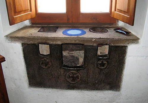 Cocina-cenicero Casa Mayo