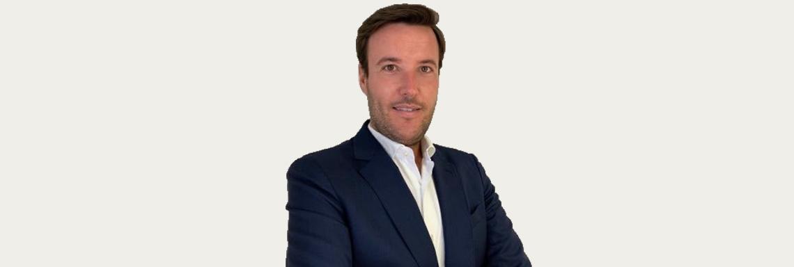 "La primera palabra que me viene a la cabeza cuando recuerdo mi formación en FCOM es la excelencia"
