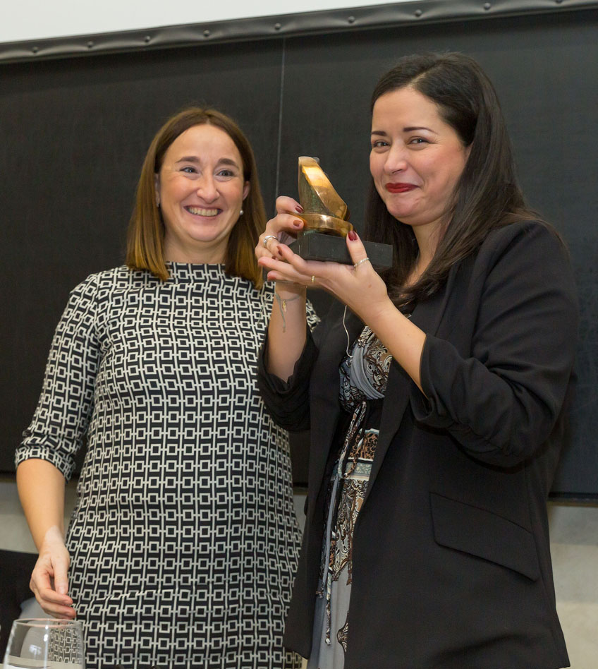Charo Sádaba durante la entrega del premio Luka Brajnovic a David Beriain