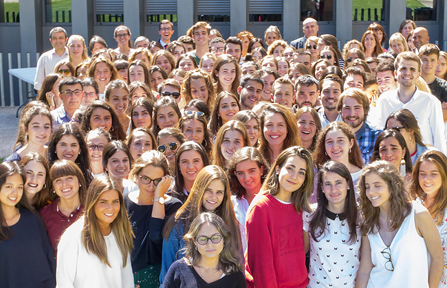 Al servicio de la Empresa