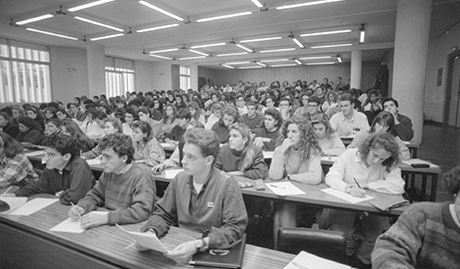 Creación del Instituto de Antropología y Ética (IAE).